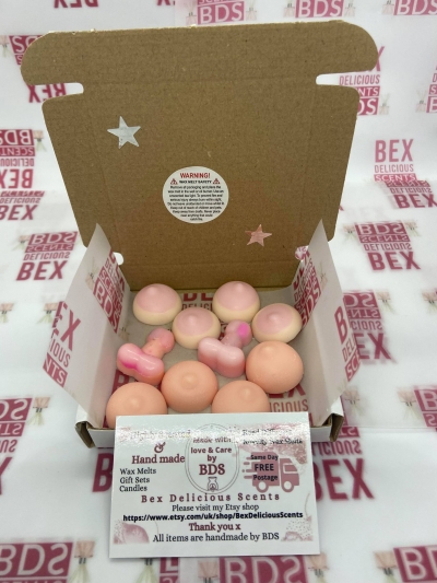 Boob Dick Natural Look Wax Melts